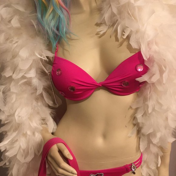 ADORABLE hot pink bikini and jewlery set with hello kitty and crystal details! - Picture 13 of 13